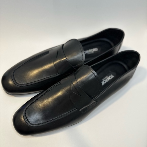 Tom Ford Smooth Leather Sean Penny Loafer - Picture 5 of 16